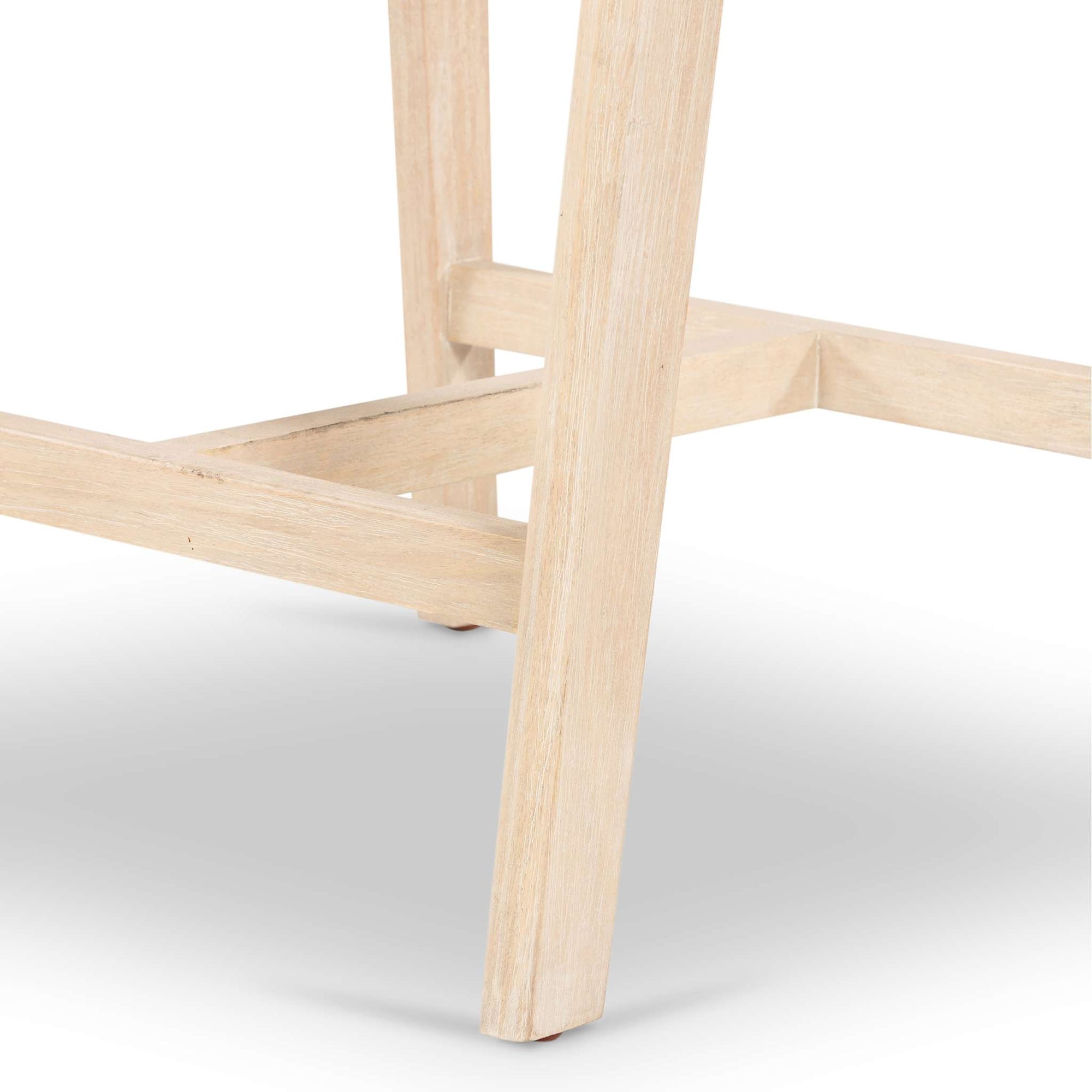 Clarita Stool