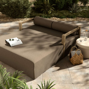 Laskin Outdoor Daybed