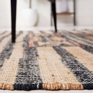 KILIM 709