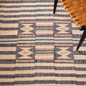 KILIM 709