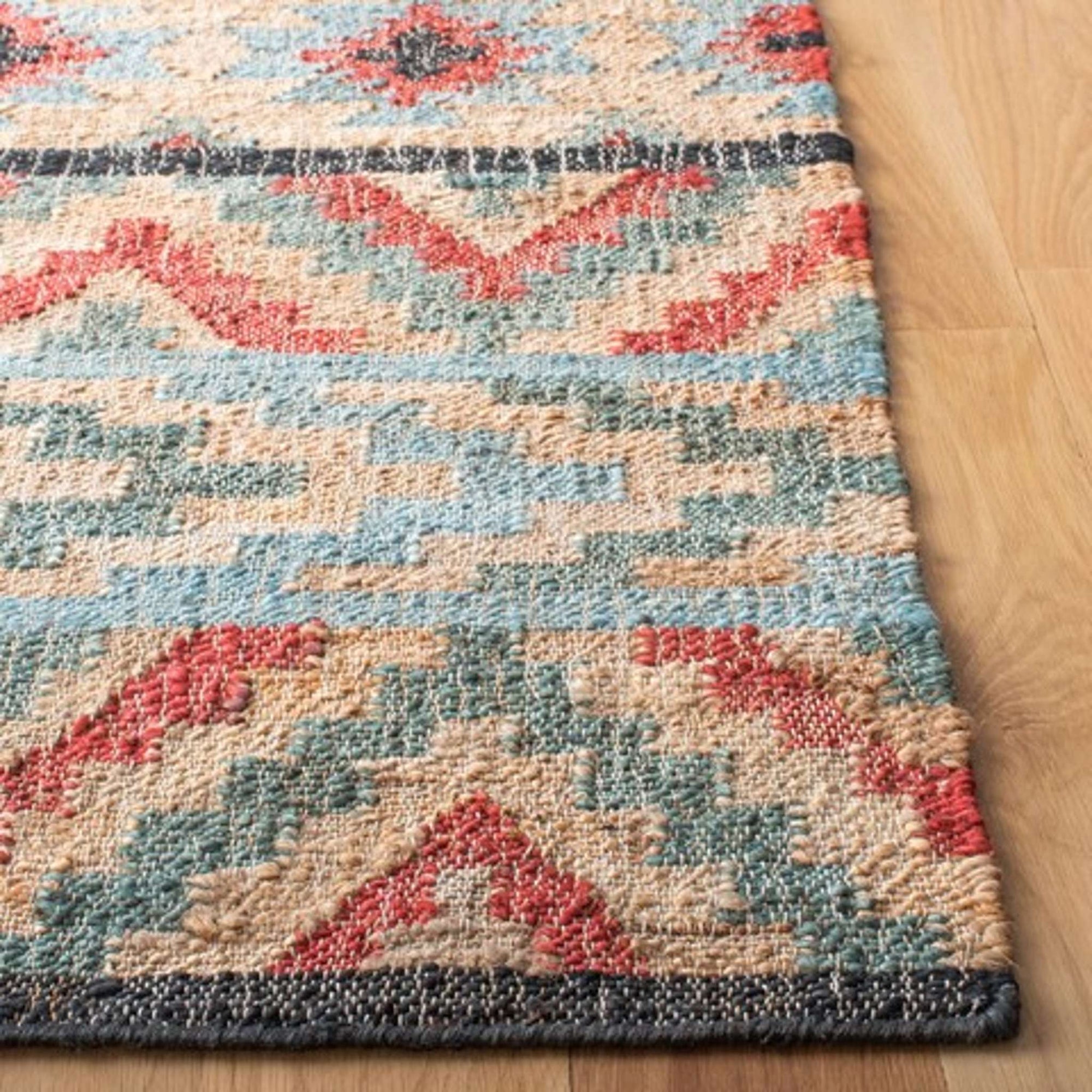 KILIM 758